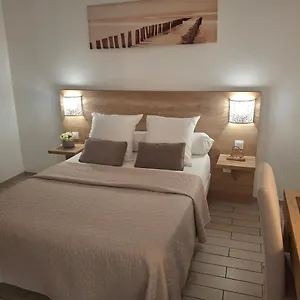 Appartement Mistral, Port-Saint-Louis-du-Rhône